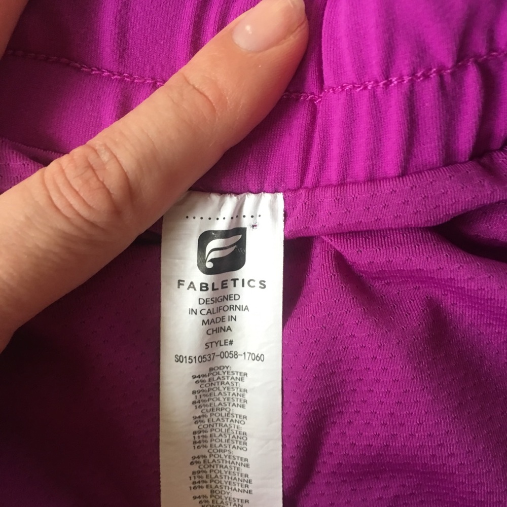 Fabletics Shorts - Picture 2 of 5
